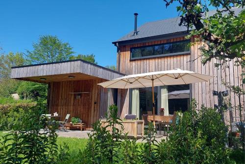 Sainte-Cecile House | Chez Rosé