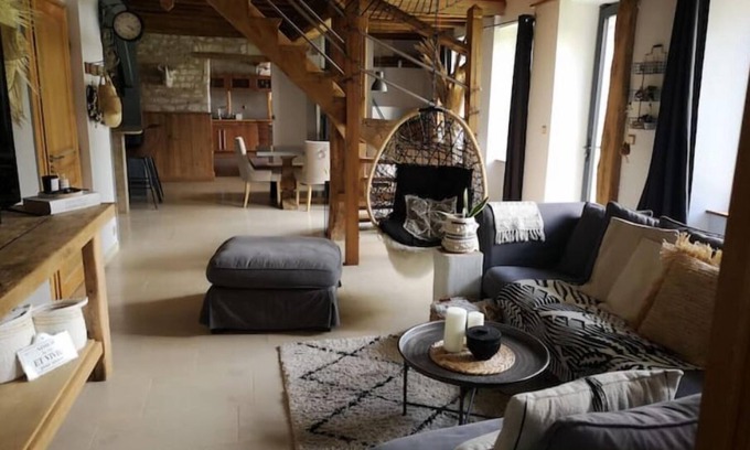 Venizy Villa | π₯ Chezsonbernois π₯