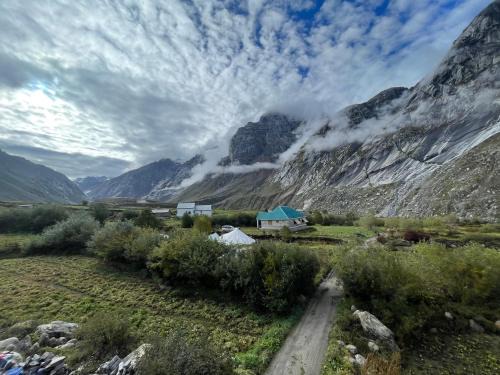 Khoksar Apartment | Chhatru Valley Stays