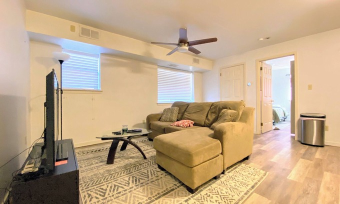 Edgemoor Apartment | Chic 1-bedroom apartment with AC, WiFi in vibrant Wilmington with Laundry