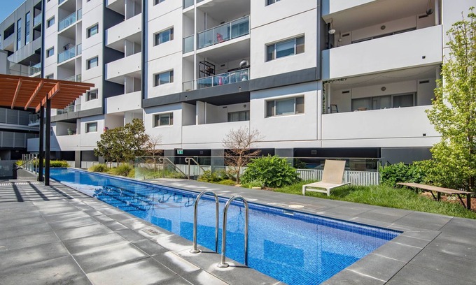 Greenway Apartment | Chic 1-Bedroom Retreat in Greenway
