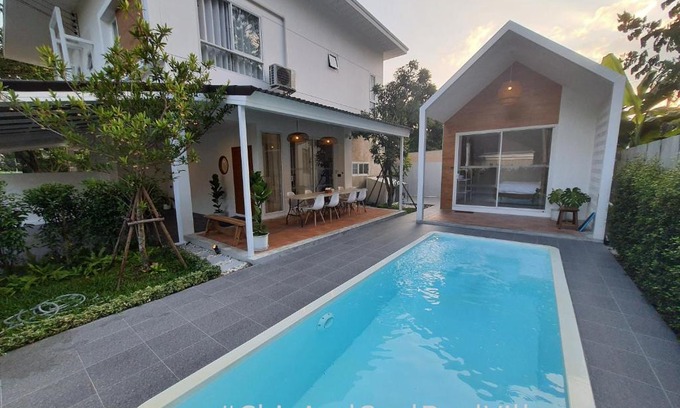 Pa Daet Villa | Chic and Cool Pool Villa