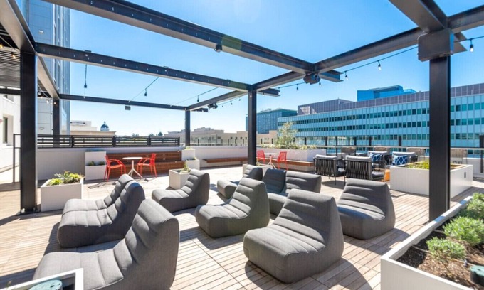 Downtown Sacramento Apartment | Chic Central City Suite