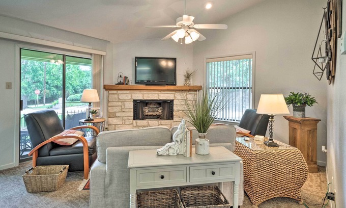 Salado Cottage | Chic Couple’s Retreat: Well-Appointed Salado Home!