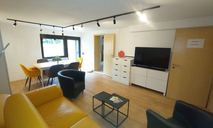 Alsheim Apartment | Chic dog-friendly apartment