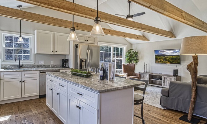 Mount Sunapee House | Chic Farmhouse Decor | Deck w/View