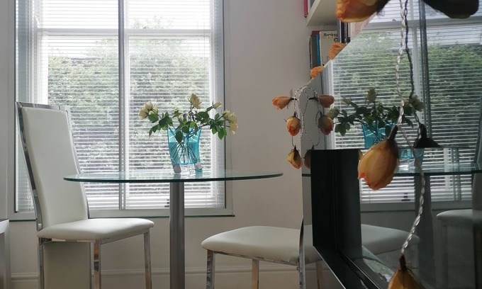 Kentish Town Apartment | Chic Flat in Kentish Town, 5min to Hampstead Heath