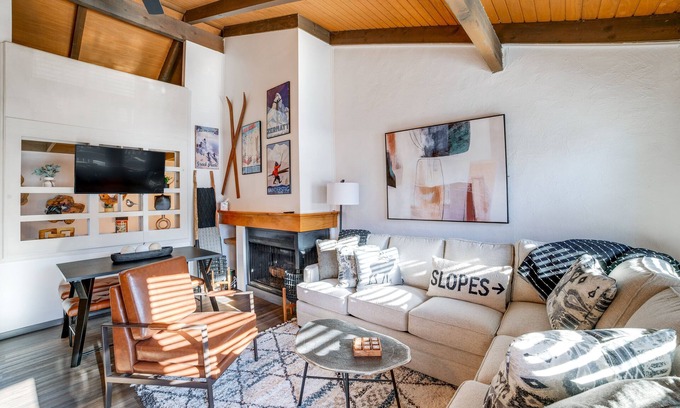 Blodgett Mills House | Chic Greek Peak Ski Resort Townhome w/Balconies!