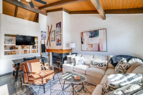 Blodgett Mills House | Chic Greek Peak Ski Resort Townhome with Balconies!