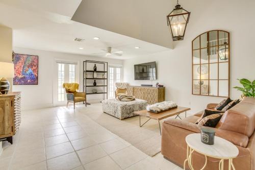 West End House | Chic New Orleans Abode 1 Mi to Lake Pontchartrain
