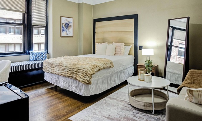 Central New York City Apartment | Chic Studio Steps from Times Square, Historic Building with Modern Amenities