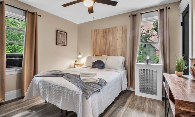 Buffalo Apartment | Chic Two Bedroom near Buffalo