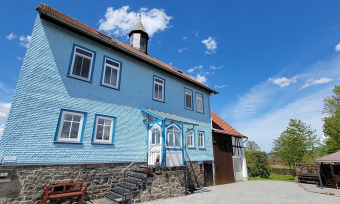 Birstein House | Chic vacation home for 14 people in the countryside