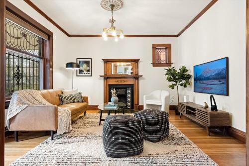 Cheesman Park House | Chic Victorian Manor - Sleeps 12 - Congress Park