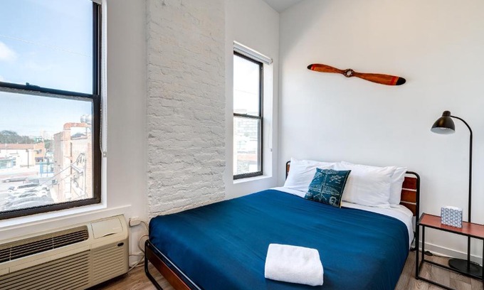 River West Hotel | Chicago Third Floor Studio by 747 Lofts