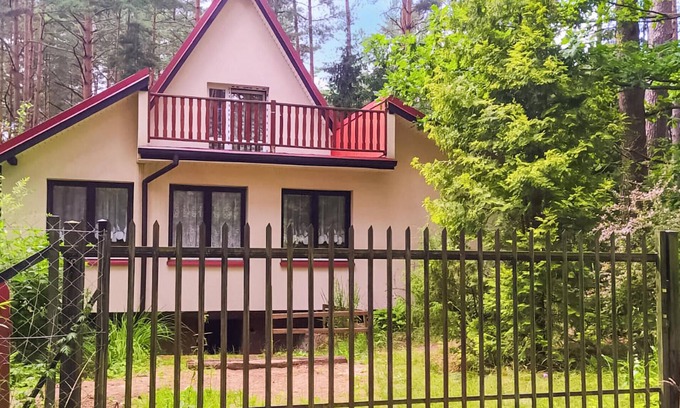Nowa Kaletka House | Child friendly cottage near the lake, Jezioro Gim.