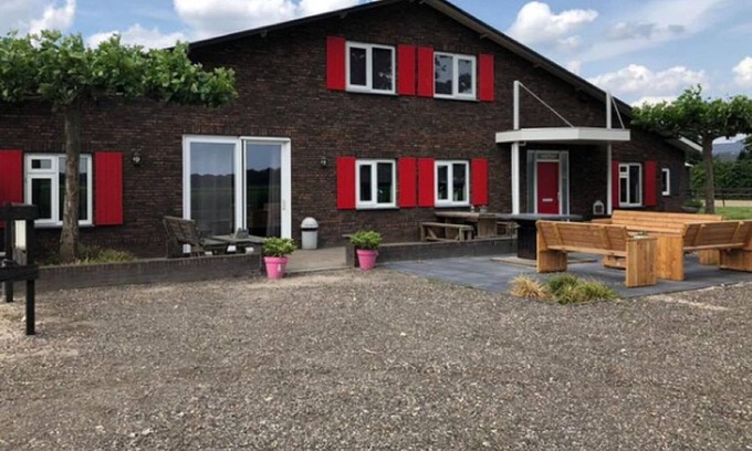 Venhorst Other | Child-friendly holiday home in Venhorst with a large garden