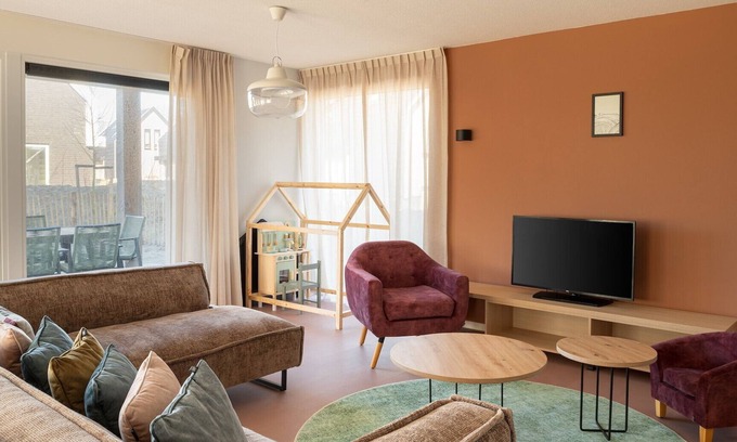 Nieuwvliet House | Child-friendly 10-bed holiday home in Kids Quarter
