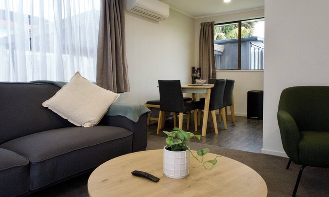 Papakura House | Chill Out South - Auckland Holiday Home