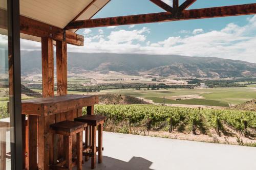 Bendigo House | Chinamans Ridge on Chinamans Terrace - Bendigo, Tarras - Central Otago