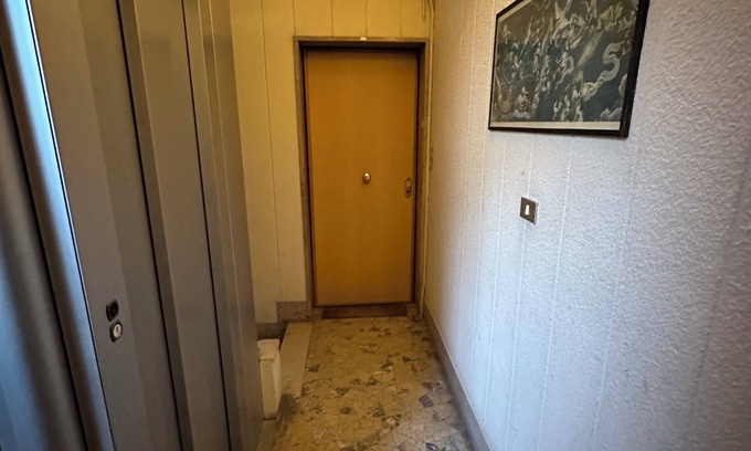 San Babila Apartment | Chiossetto House apartment in downtown Milan
