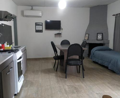 Choele Choel Apartment | Choele250 Apart- Casa 6 con estacionamiento cerrado