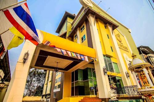 Mae Sai Hotel | Chour Palace Hotel