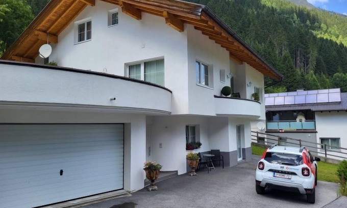 Ischgl Apartment | Christians Hamat by Interhome