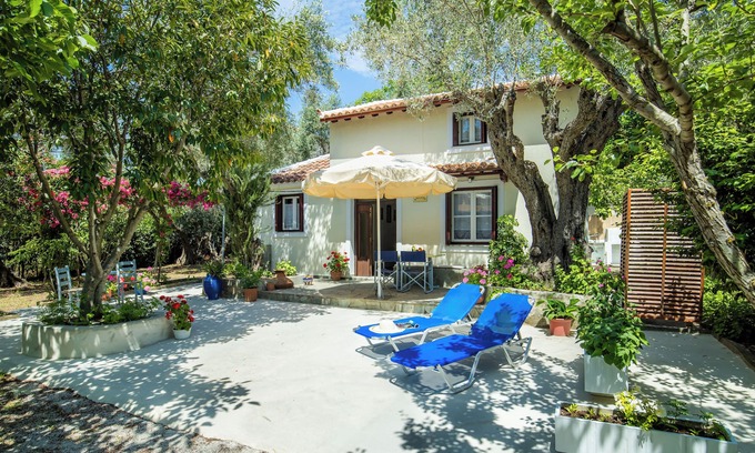 Stafylos Cottage | Christina Cottage In Stafylos, Skopelos, Greece