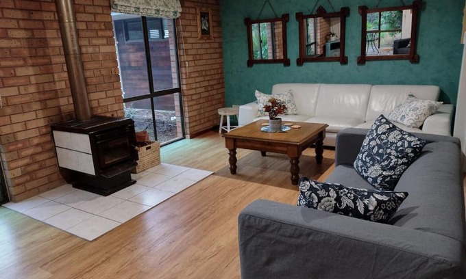 Dwellingup House | Chuditch Holiday Home Dwellingup - Great Central Location