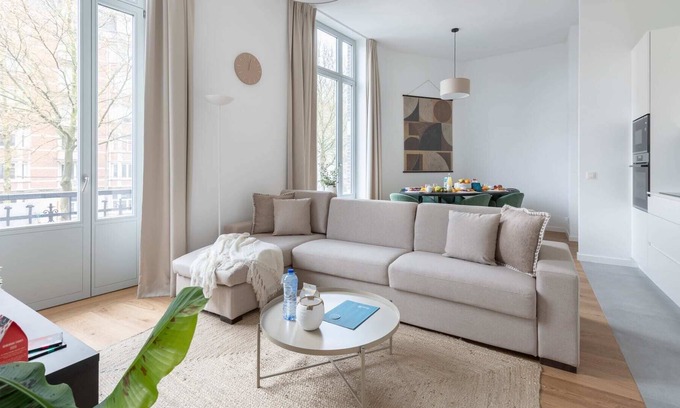 Ukkel Apartment | Churchill II - Two Bedroom Apartment, Sleeps 6