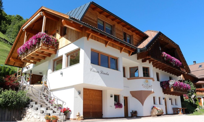 Longiaru Apartment | Ciasa Linda, Apartment 3 with a beautiful view of the Dolomites