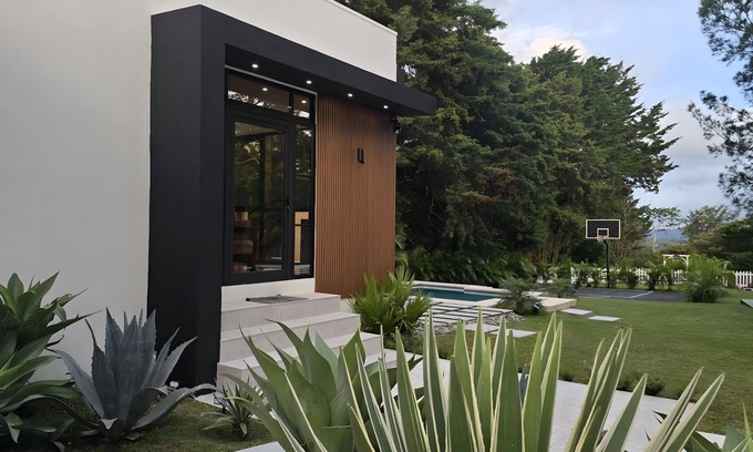 Monteverde House | Cipresso deluxe villa