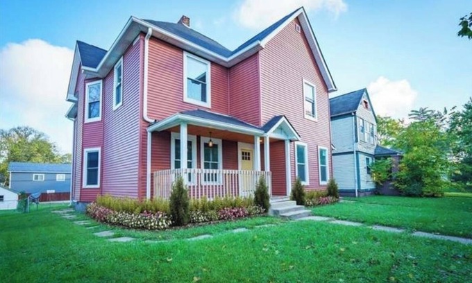 Windsor Park Apartment | Circle City BnB