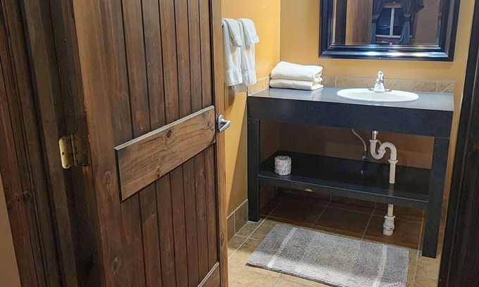 East Glacier Park Village Cabin | Circle R Cabin 3, Private Ranch, Mountain Views