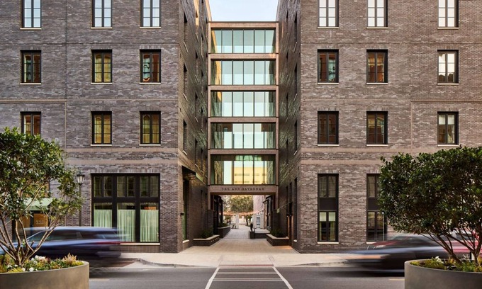 Yamacraw Village Apartment | City Access + Bike Rentals, Pool & Pet-Friendly