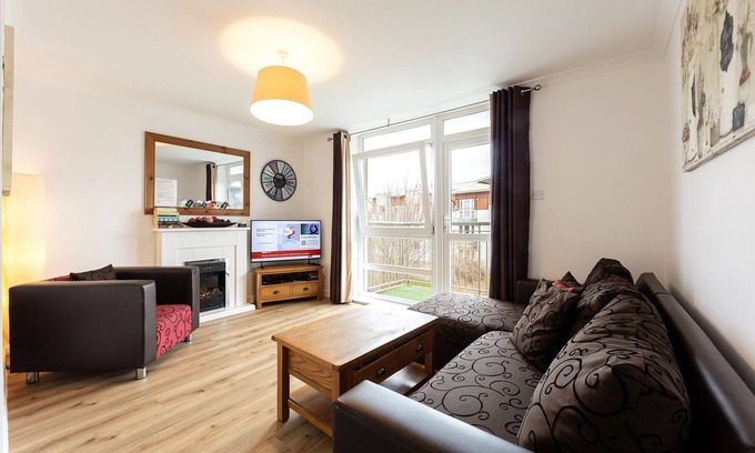 Leith Apartment | CITY CENTRE Modern,Spacious 2 Bedrooms, 2 Bathrooms Apartment,Lift,Carpark