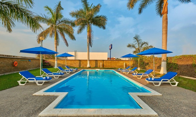 Lazaro Cardenas Hotel | City Express by Marriott Lazaro Cardenas