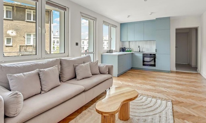Srodmiescie Apartment | City Life - Gdynia by Grand Apartments