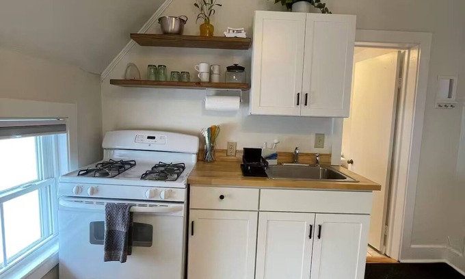 Old North End Apartment | City Nest.