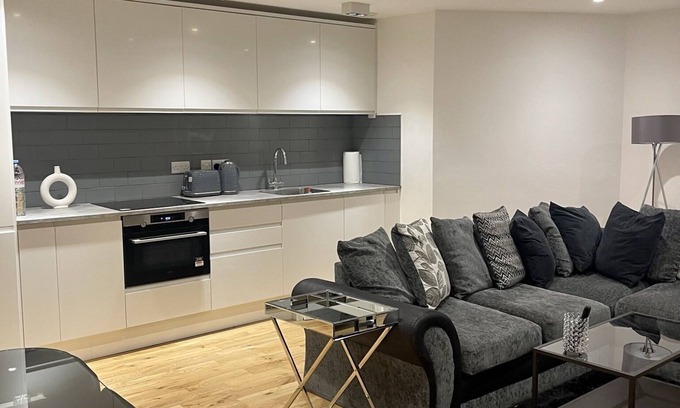 Riverside Apartment | City of London Apartment