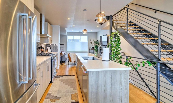 West Colfax House | City Skyline Views Upscale Denver Townhome