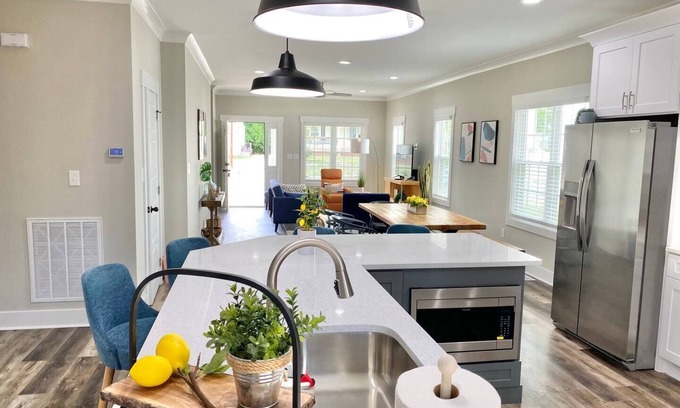 East Durham House | CityCenter-Family&Corp/Duke/NCCU