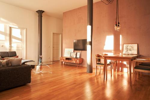 Zentrum-Ost Apartment | Cityloft - im Zentrum, inkl Parkplatz, Netflix, 3-Raum