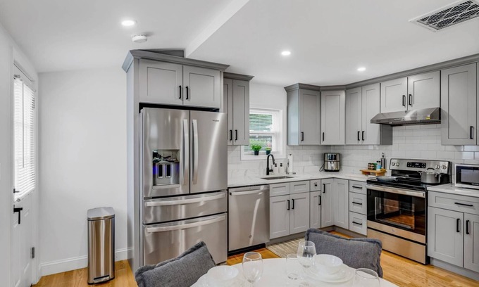 Chelsea House | CityScape: Urban Convenience Meets Affordability in this Modern City Living in the Heart of Chelsea!