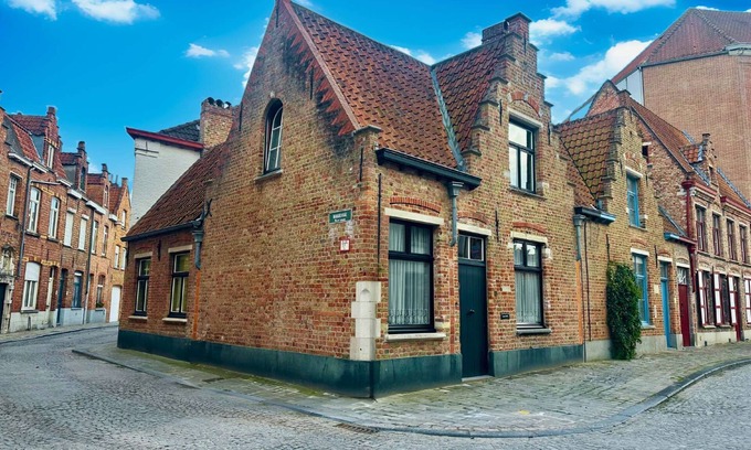Sint-Gillis House | Clarissa - Charming holiday home Bruges