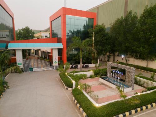 Matar Hotel | Clarks Safari Kheda, Ahmedabad
