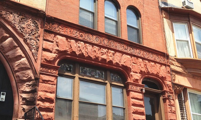 Bedford-Stuyvesant Apartment | Classic Brooklyn Garden Apartment With Easy Access to Manhattan