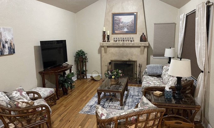 Northside House | Classic comfort at Grand House. 2 bed 1 bath home.