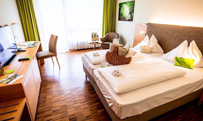 Sankt Lambrecht House | Classic double room with balcony - Hotel Auszeit St.Lambrecht